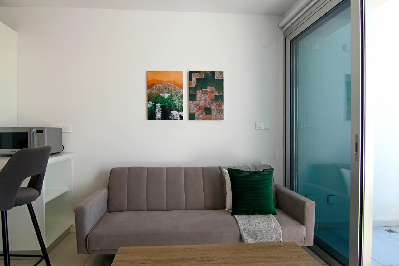 Apartamento Phaedrus Living - Seaside Executive Flat Harbour 203 Paphos Exterior foto